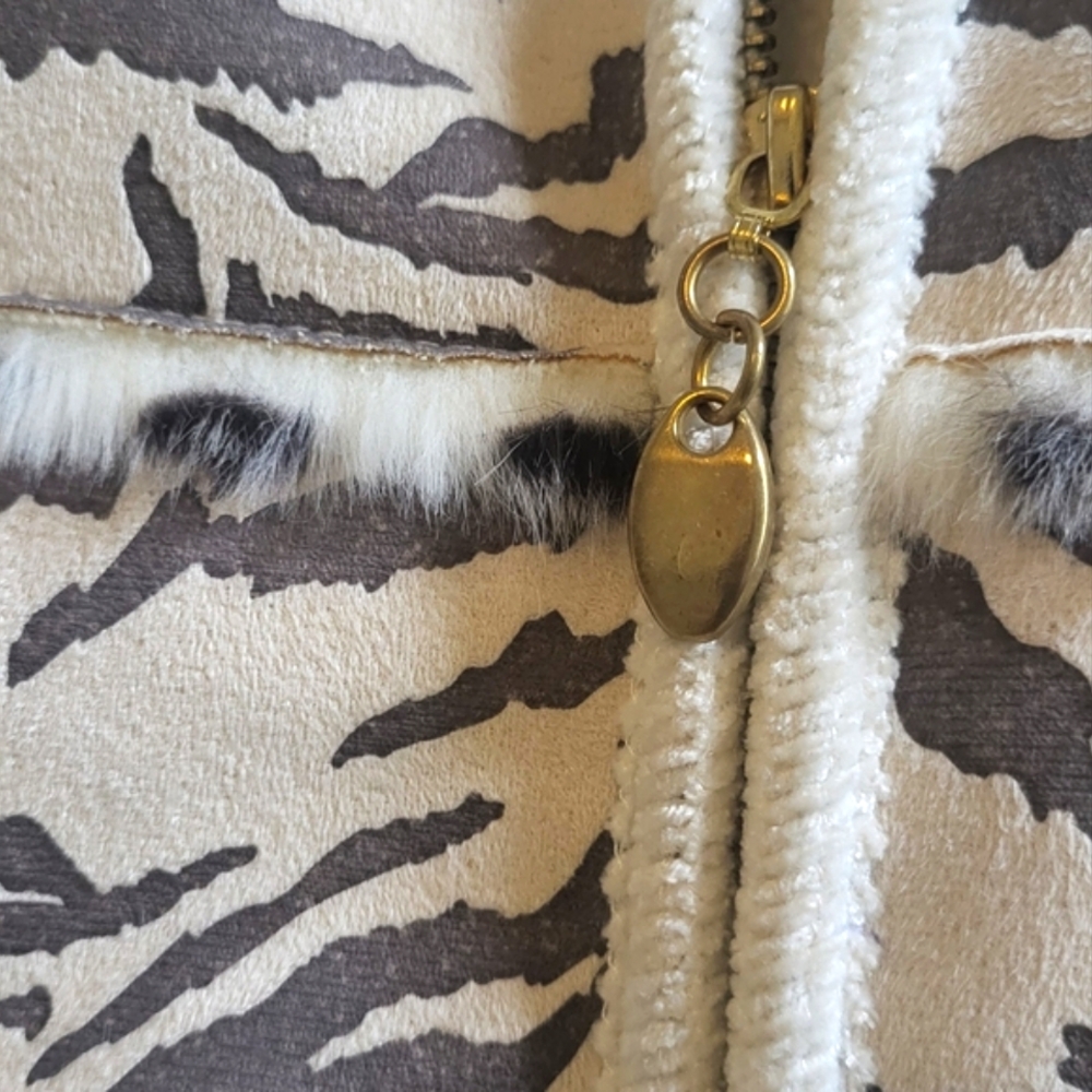 Lisa International Zebra Faux Suede Sweater Zip Jacket - Picture 4 of 10